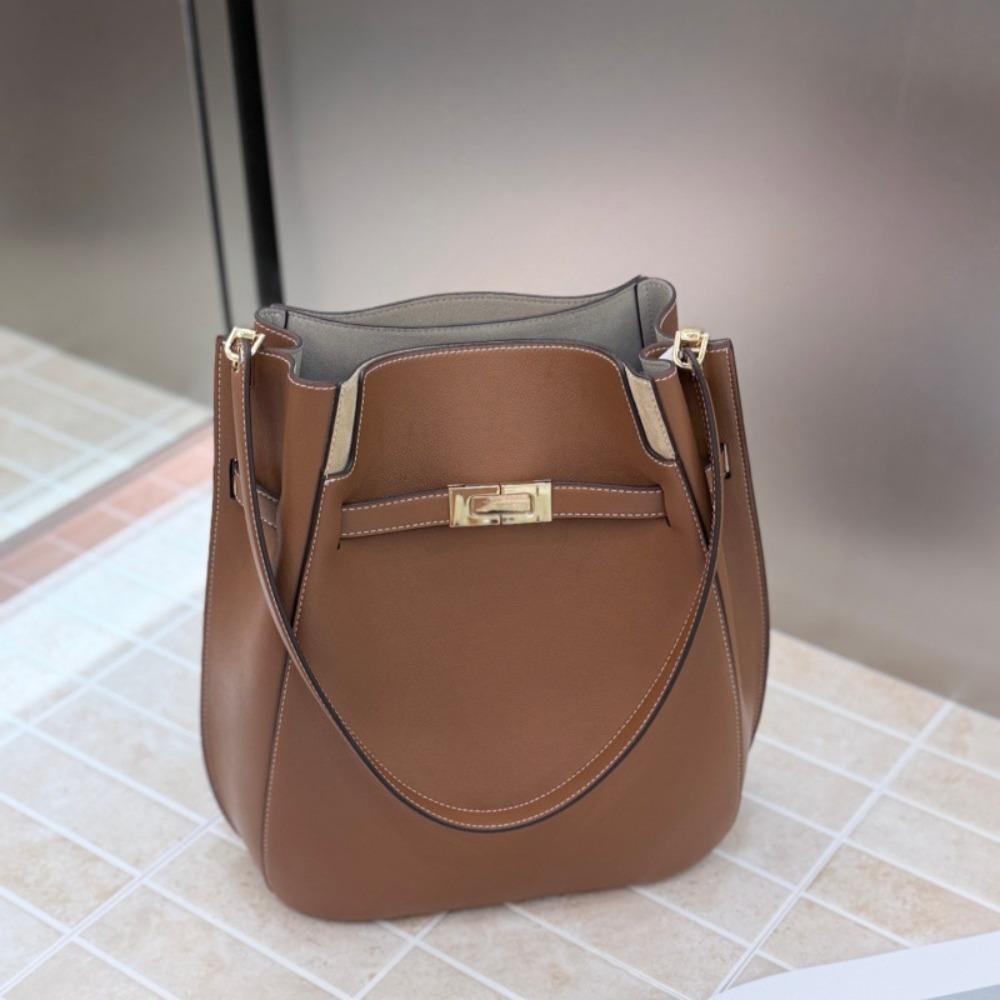 Luxury Bags Leather - Nouveau sac seau, style Old Money,