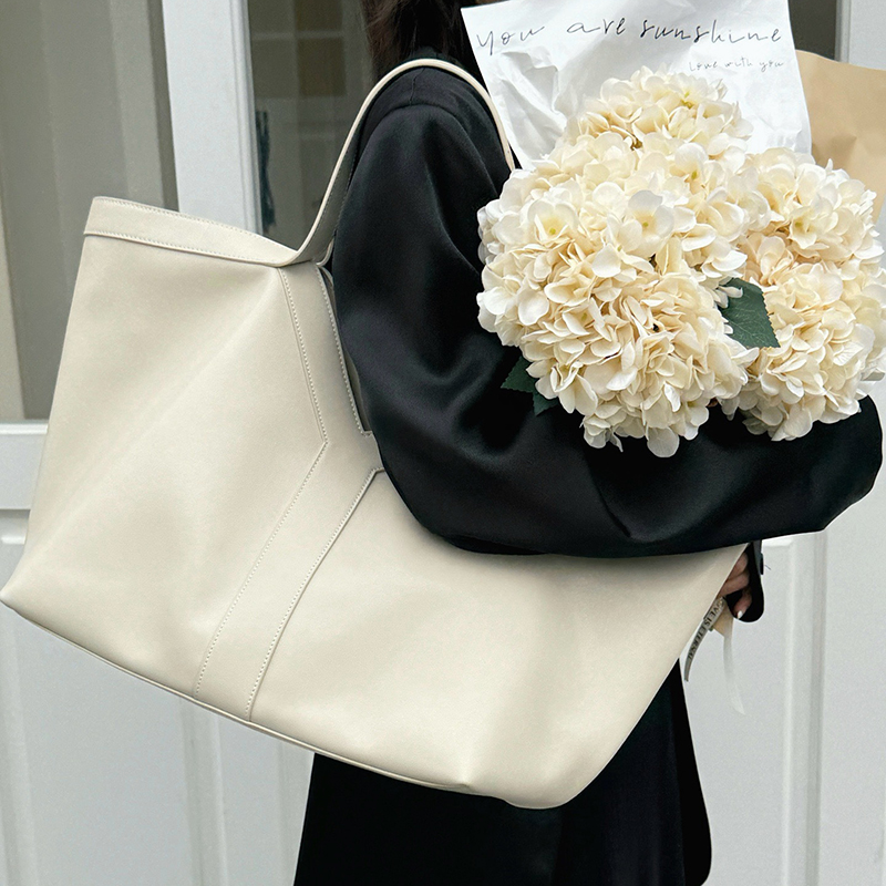 Sacs à main de luxe en cuir vé - Luxury Bags Sales avis et prix