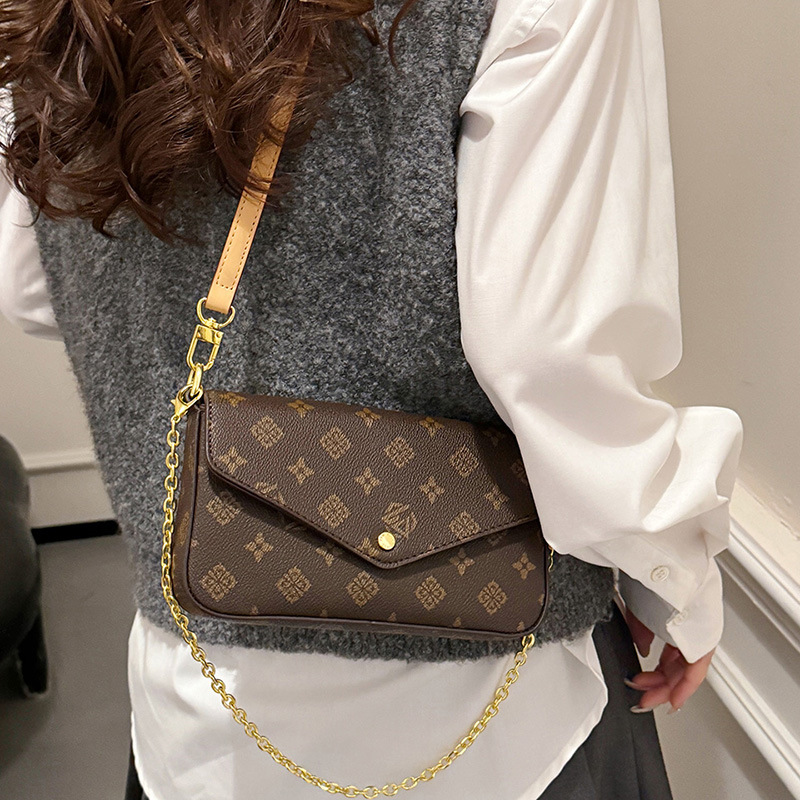 Sac bandoulière femme imprimé  - Luxury Bags Louis Vuitton avis et prix