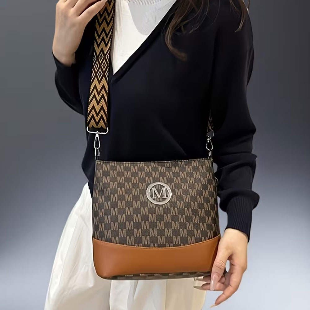 Sac fourre-tout à bandoulière  - Luxury Bags Louis Vuitton avis et prix