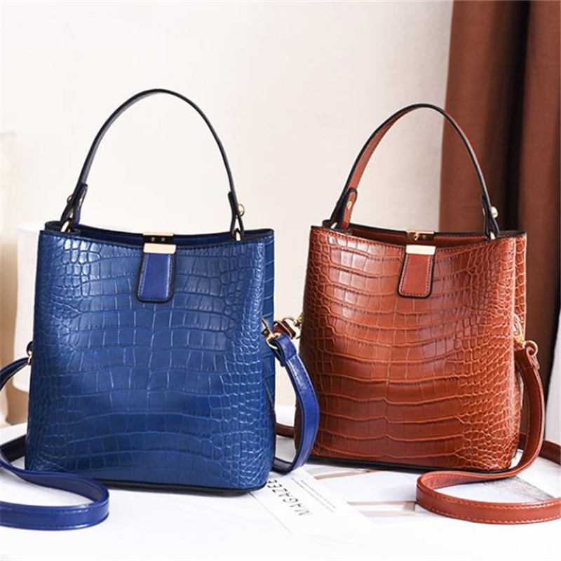Sac à main Vintage en cuir pie - Luxury Bags Louis Vuitton avis et prix