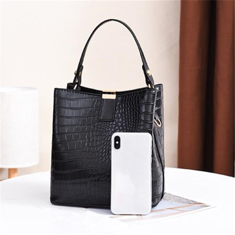 Sac à main Vintage en cuir pie - Luxury Bags Louis Vuitton avis et prix