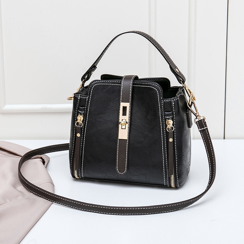 Nouveauté sacs à bandoulière e - Luxury Bags Louis Vuitton avis et prix